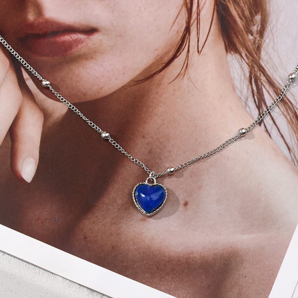 Collar de Corazón Emocional (Cambia de Color según como te sientas)
