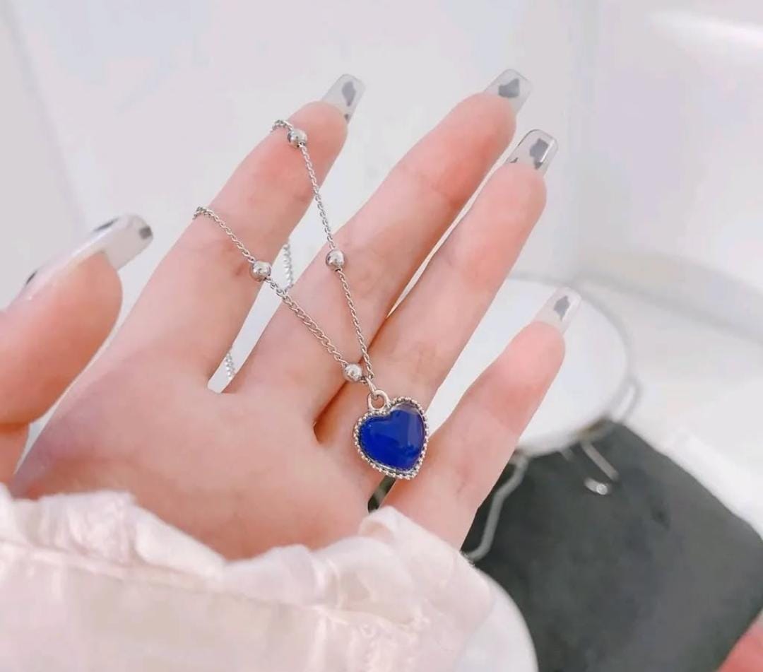 Collar de Corazón Emocional (Cambia de Color según como te sientas)