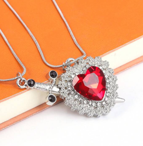 Collar Unión Eterna; Corazón y Espada para enamorados